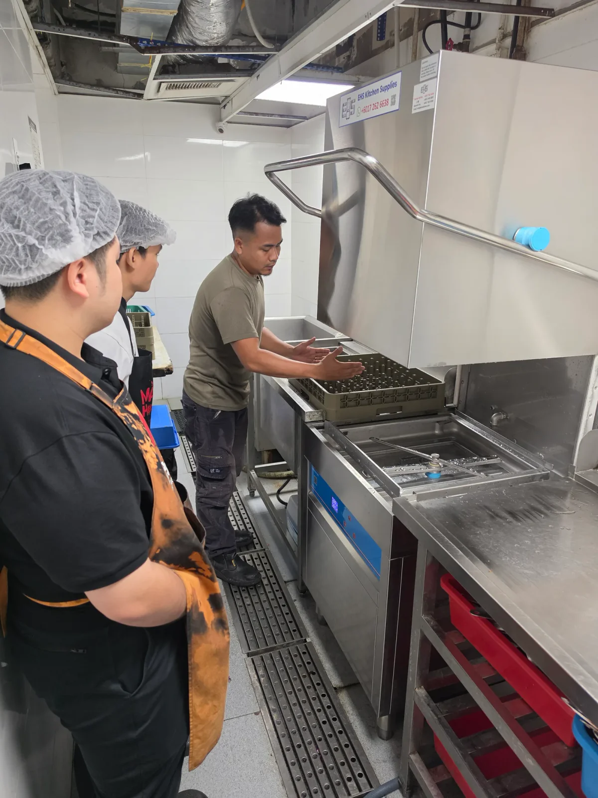 EHS offers a commercial dishwasher rental programme for businesses that prefer to reduce cost.